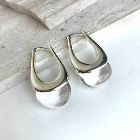 NEW~ Anthropologie Resin Huggie Hoop Gold Earrings - Picture 7 of 8